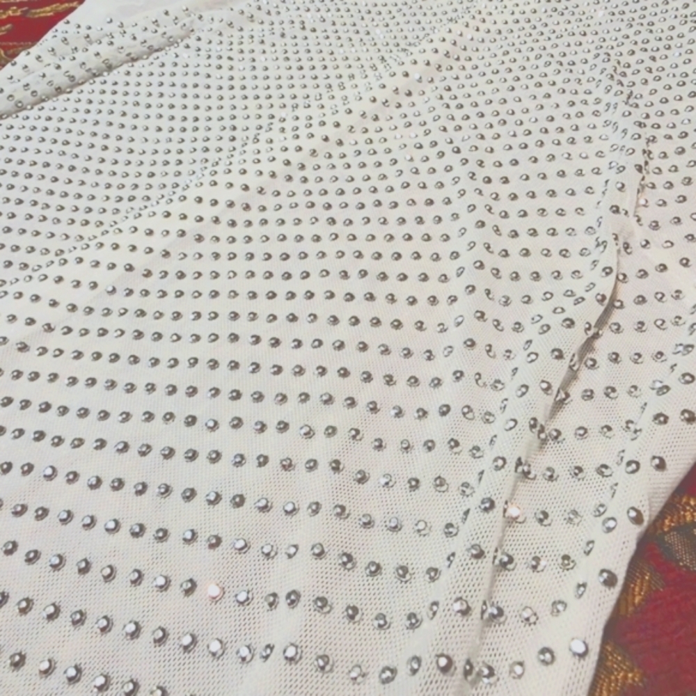 White Rhinestone Embellished Sleeveless Top - Picture 4 of 7